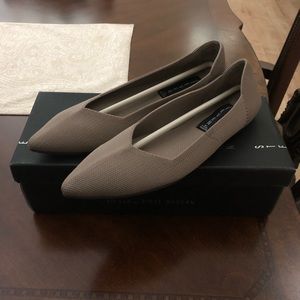 Steven by Steve Madden Rosy Point Toe Flat